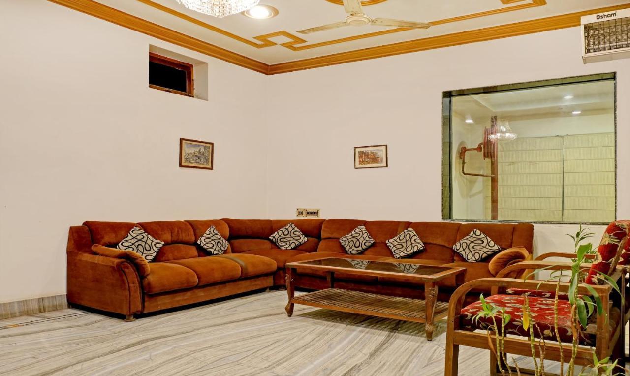 Treebo Trend Gupta Inn Varanasi Exterior photo