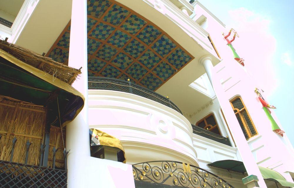 Treebo Trend Gupta Inn Varanasi Exterior photo