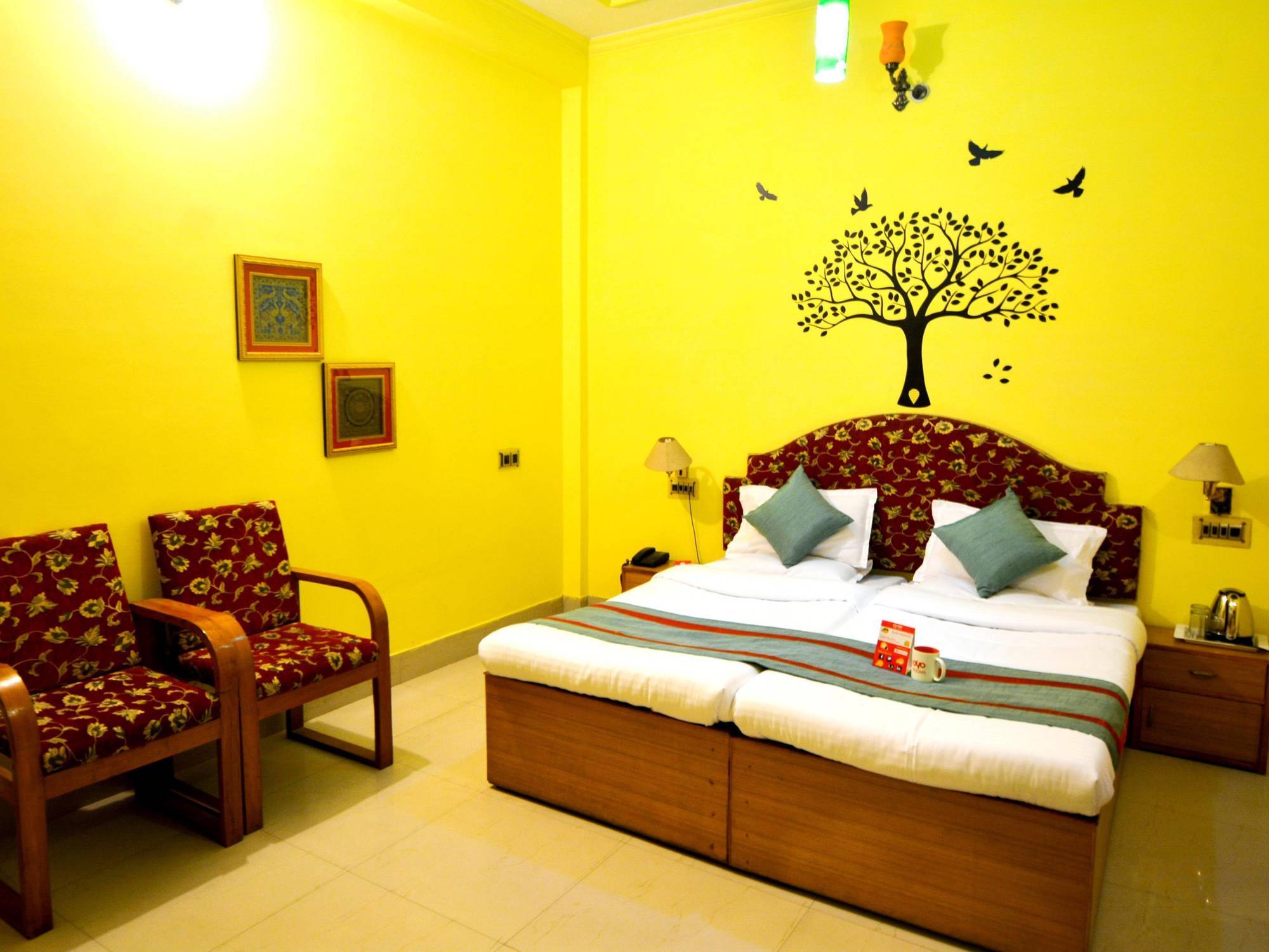 Treebo Trend Gupta Inn Varanasi Exterior photo
