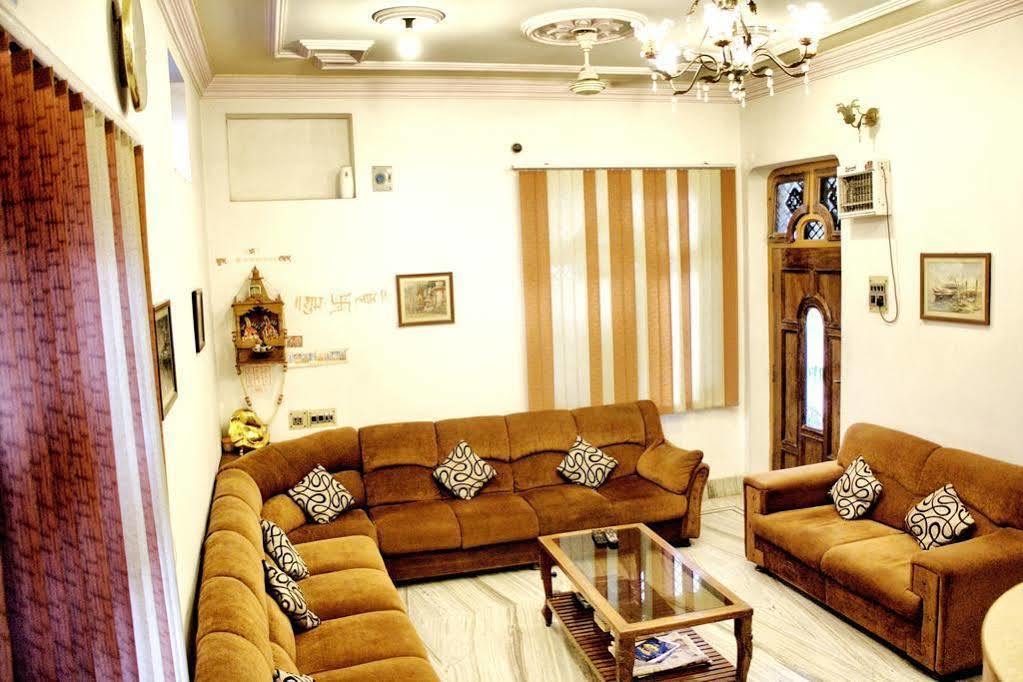 Treebo Trend Gupta Inn Varanasi Exterior photo